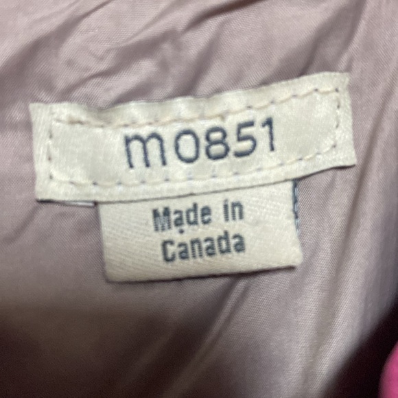 m0851 Magenta Leather Cropped Jacket Made in Canada - Picture 10 of 12